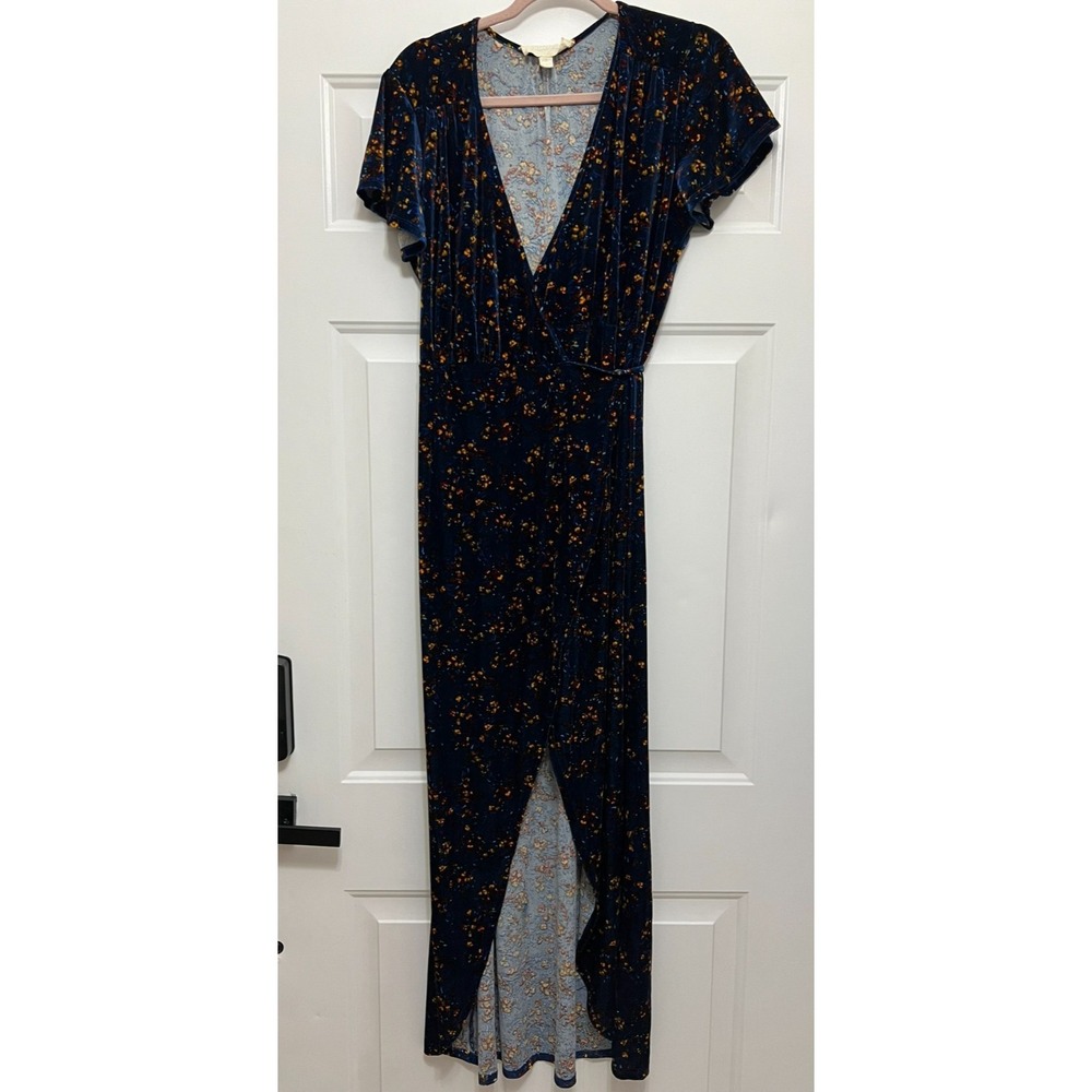 Super Foxx Navy Floral Velvet Wrap Style Dress Size Small Party Boho Gothic